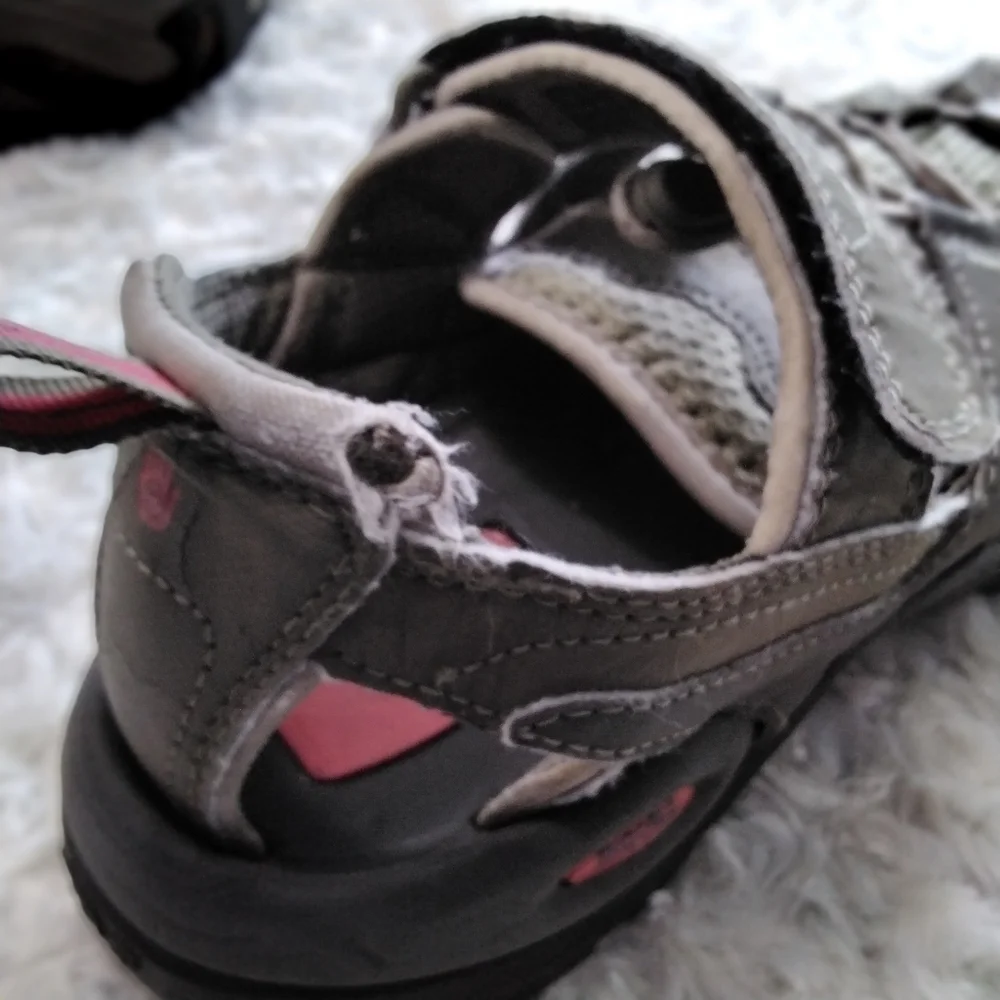 Teva Forebay Men's Sandal Size 7